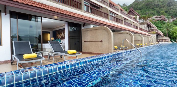 novotel-phuket-resort-deluxe-pool-access-intro1-2